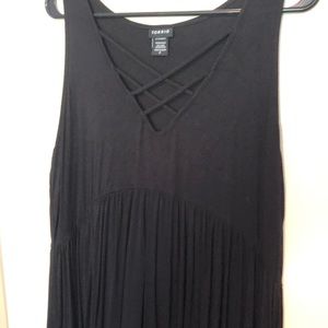 🌟 Torrid Criss-Cross tank